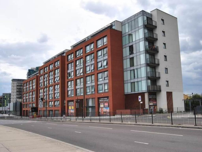 Others 3, Stratford Luxury Apartments, London