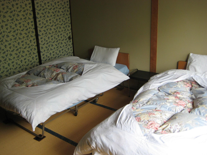 Bedroom 5, Towadako Backpackers, Towada