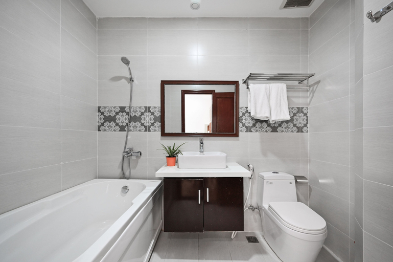 Bathroom, Genie Apartments, District 7