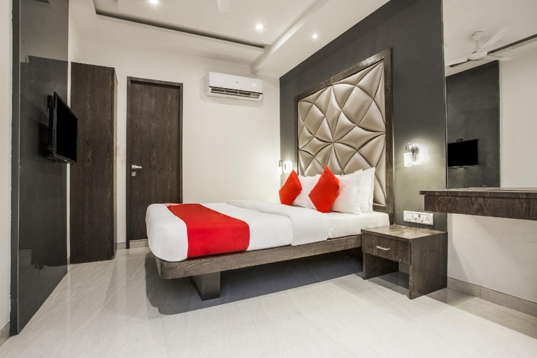 Bedroom 4, OYO 37559 Hotel Al Haram, Mumbai City
