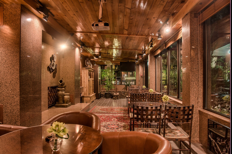 Food & Drinks 5, Uyut Hotel, Almaty