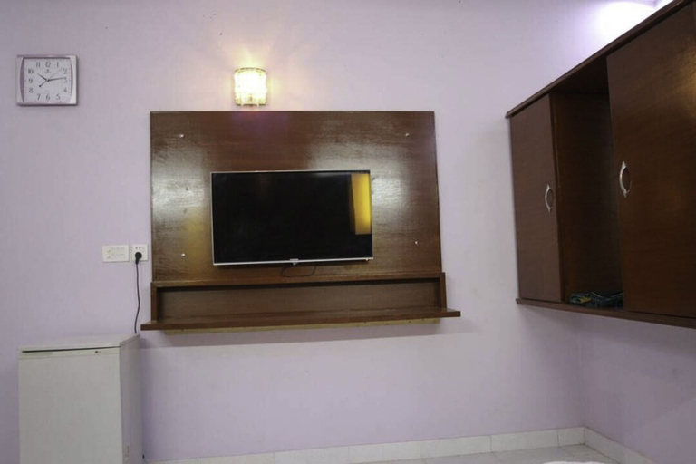 Others 3, Kehkashan accomodation, Karachi