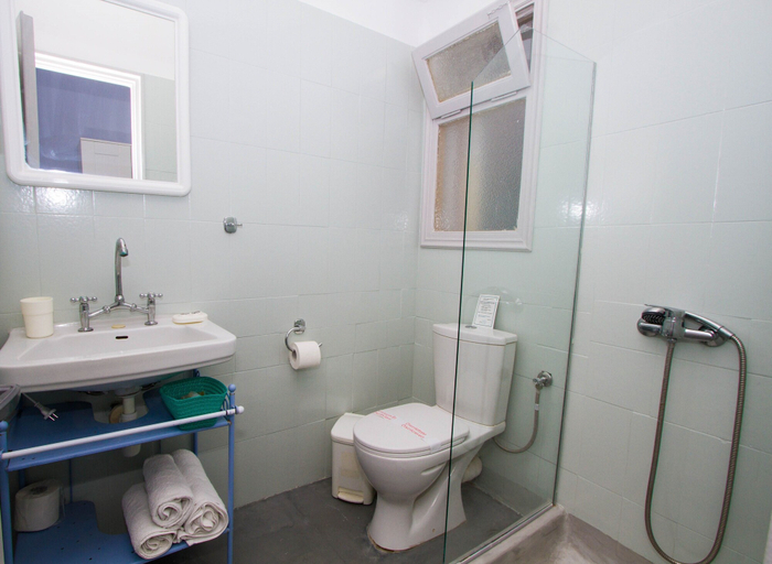 Bathroom 4, Alea Mare Hotel, South Aegean