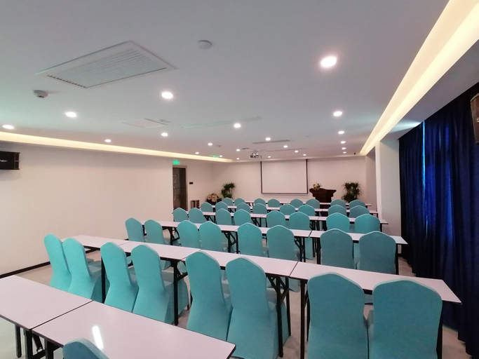 Business Facilities