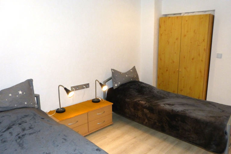 Others 3, Messe-Zimmer TuS-Treff 2, Düsseldorf