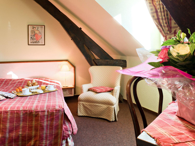 Bedroom 3, Hotel Teyssier, Corrèze