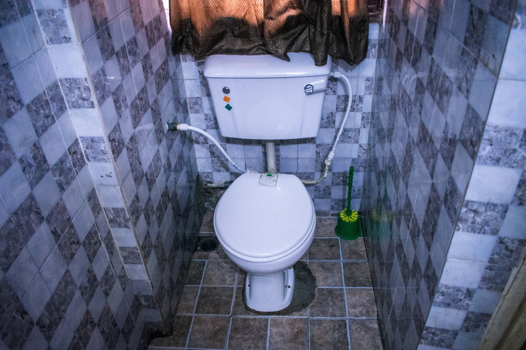 Bathroom 4, Ikeja Transit Hotel, Ikeja