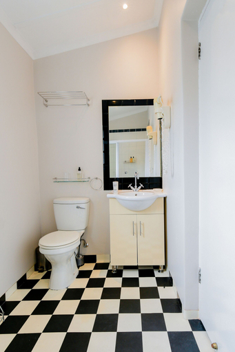 Bathroom 3, Boschhuis Apartments - Stellenbosch, Cape Winelands