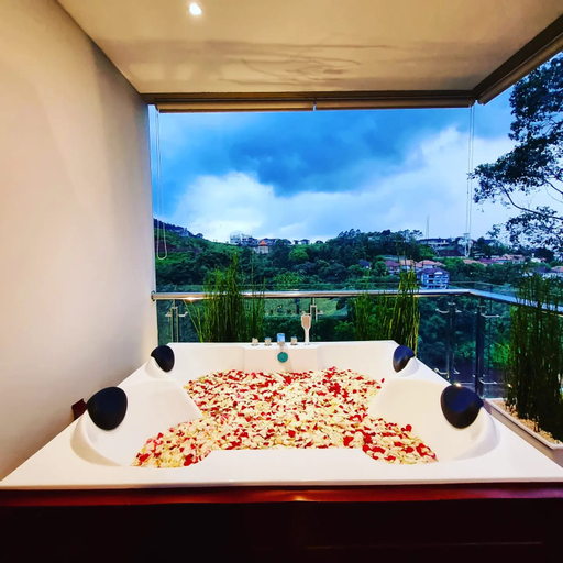 Sport & Beauty 2, Villa Daun at Dago Village, Bandung