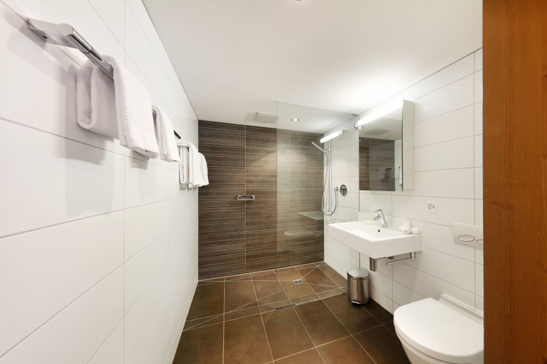 Bathroom 4, Hotel Garni Testa Grigia, Visp
