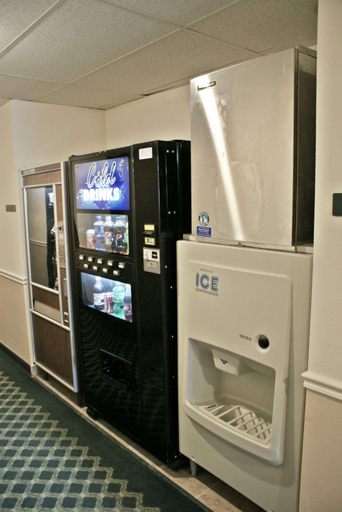 Food & Drinks, Americas Best Value Inn, Saint Francis