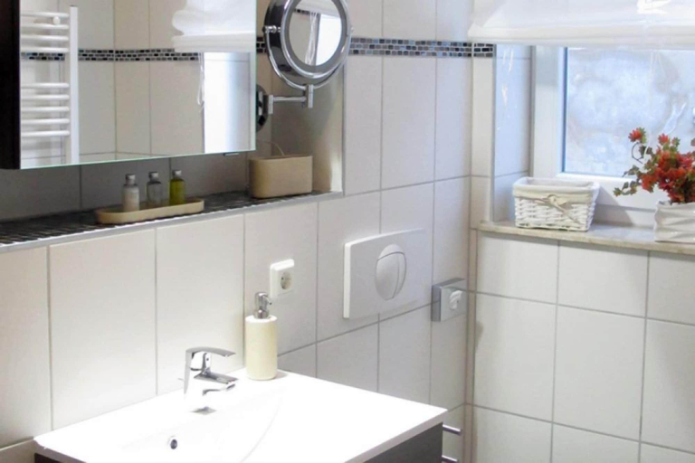 Bathroom 3, Ferienwohnungen Villa Waldblick, Vorpommern-Greifswald
