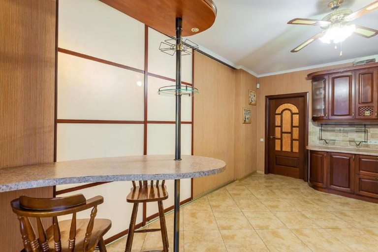 Others 4, Cozy apartments on the Left Bank, Dniprovs'kyi