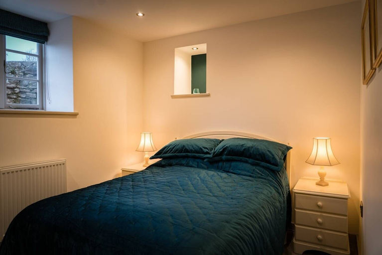 Bedroom, Cart House - Stunning Cottage - Axbridge, Somerset