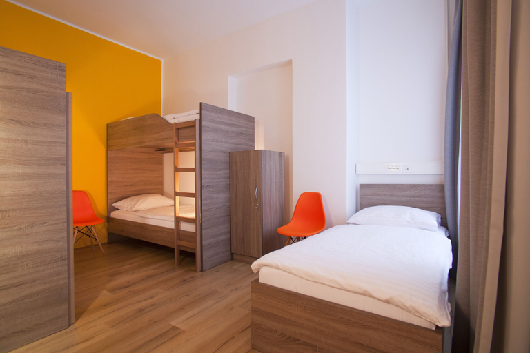 Bedroom 3, B&B HOTEL Maribor UNI Hostel, Maribor