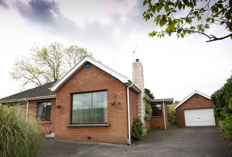 Exterior & Views 2, Lisburn Serviced Accommodation, Lisburn and Castlereagh