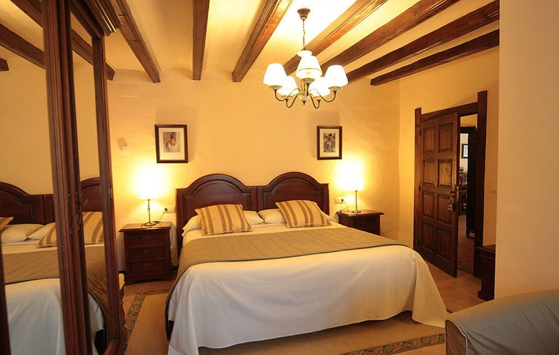 Bedroom 3, Mas Moreta, Girona