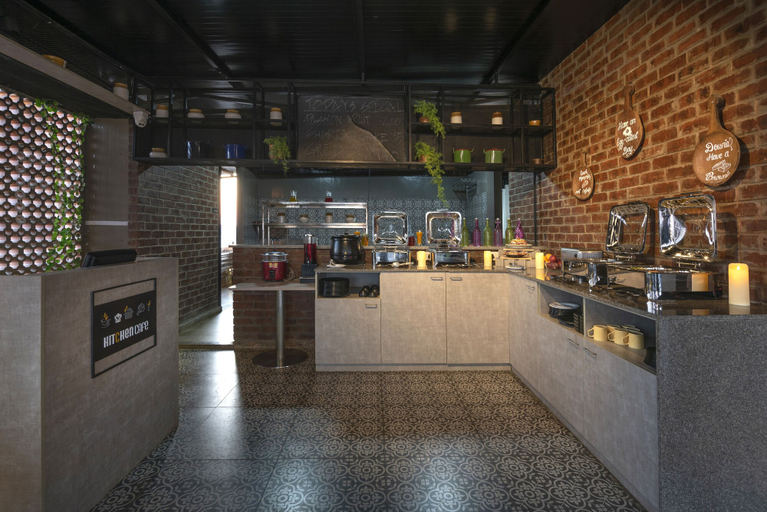 Food & Drinks 5, Hotel Avora Tree By Rivido, Bangalore