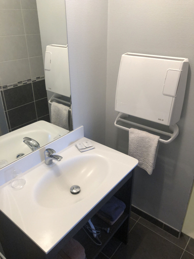 Bathroom 5, Maison d'hotes La Colombelle, Aube