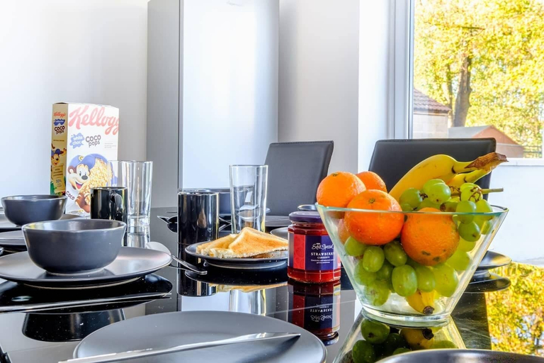 Food & Drinks, Karah Suites - Bristol Filton, South Gloucestershire