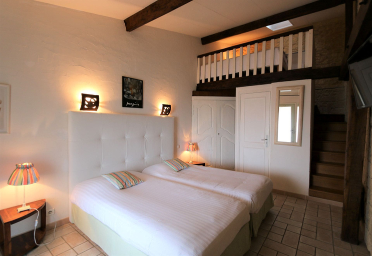 Bedroom 2, Hôtel de la Ferme Lamy, Dordogne