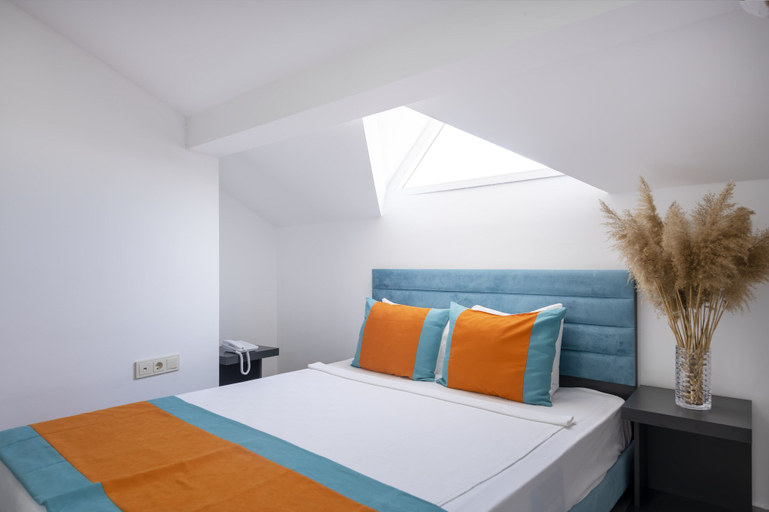 Bedroom 3, Palmora Lara Hotel, Antalya