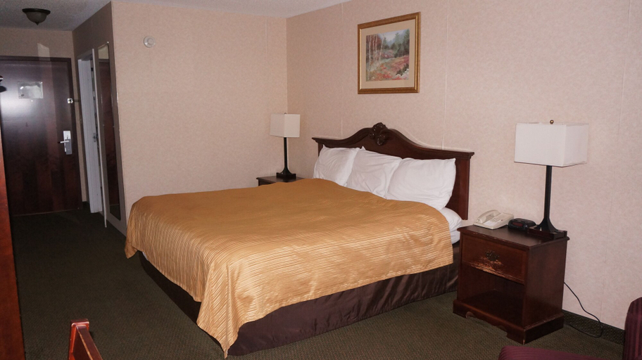 Bedroom 4, Scotland Neck Inn, Halifax