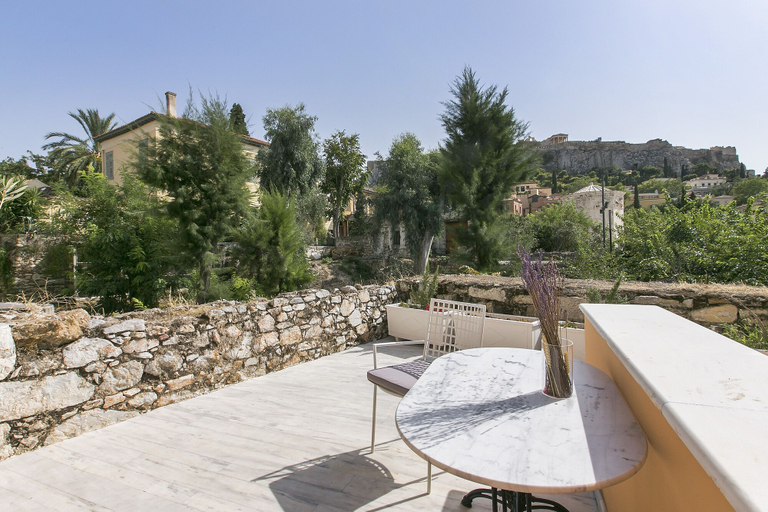 Others 4, Aerides 3 Luxury Suites, Attica