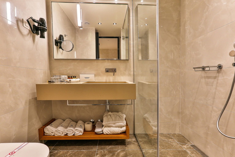 Bathroom 5, Hotel Kalos