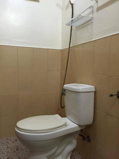 Bathroom 5, Wendy's Apartelle, Malay
