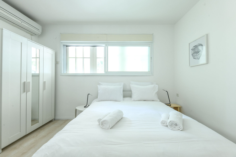 Bedroom 2, CozyStudio Apt in a vibrant neighborhood