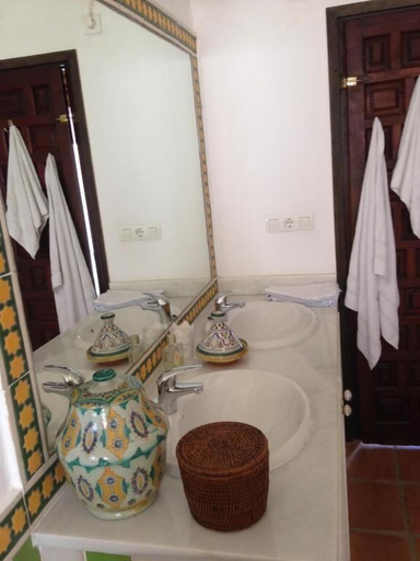 Bathroom 3, Cortijo de Correa, Málaga