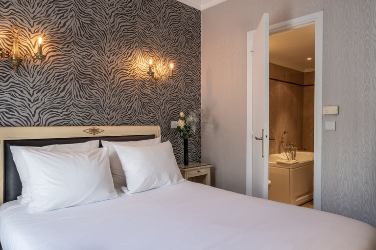 Bedroom 3, Hotel London, Paris