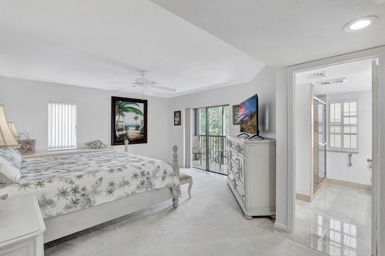Bedroom 3, Sandy Beach Retreat, Lee