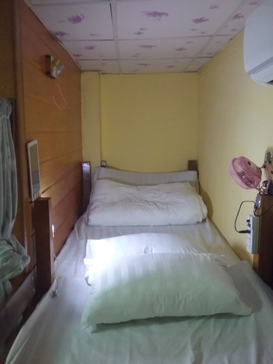 Bedroom 4, Arunrat GuestHouse - Hostel, Muang Sukhothai