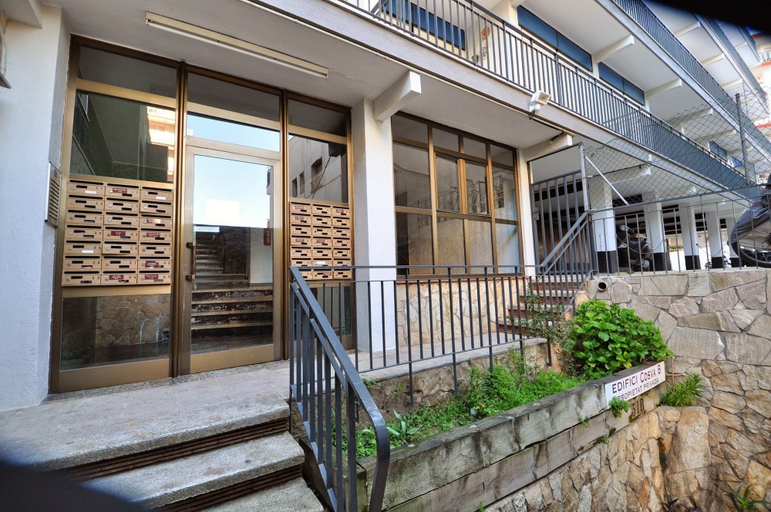 Exterior & Views 2, Apartment Jose, Girona