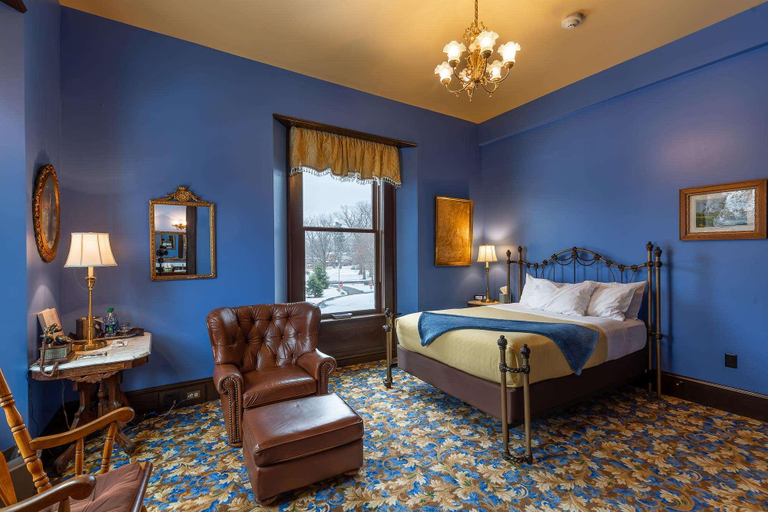 Bedroom 3, Steele Mansion Inn Gathering Hub, Lake