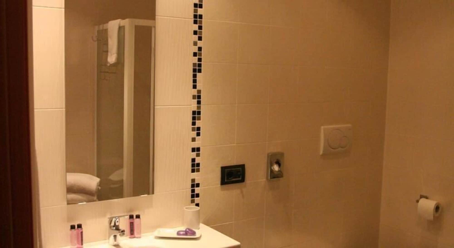 Bedroom 4, Marco Polo Suite Resort, Treviso