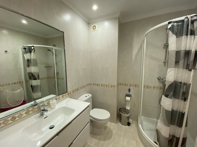 Bathroom 4, Corona central location mini penthouse, Málaga