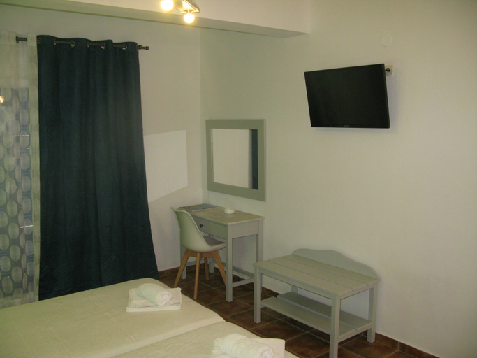 Bedroom 3, Anemos Studios, South Aegean
