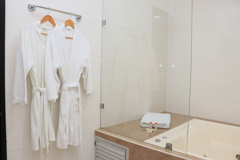 Bathroom 4, Hotel San Jose Plaza, Bucaramanga