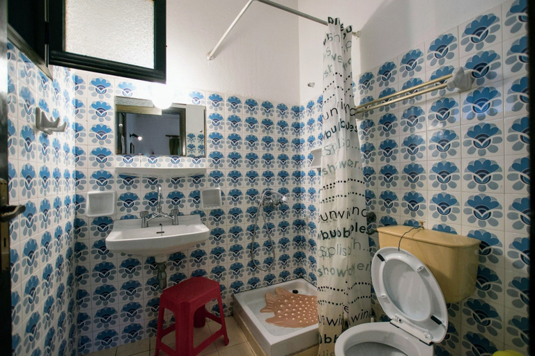 Bathroom 3, Zygos Apartments, Crete
