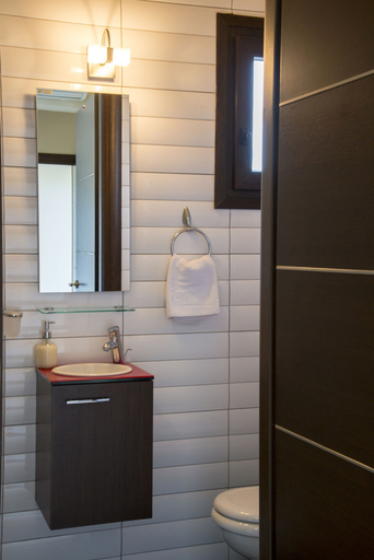 Bathroom 4, Villa Panorama, Crete