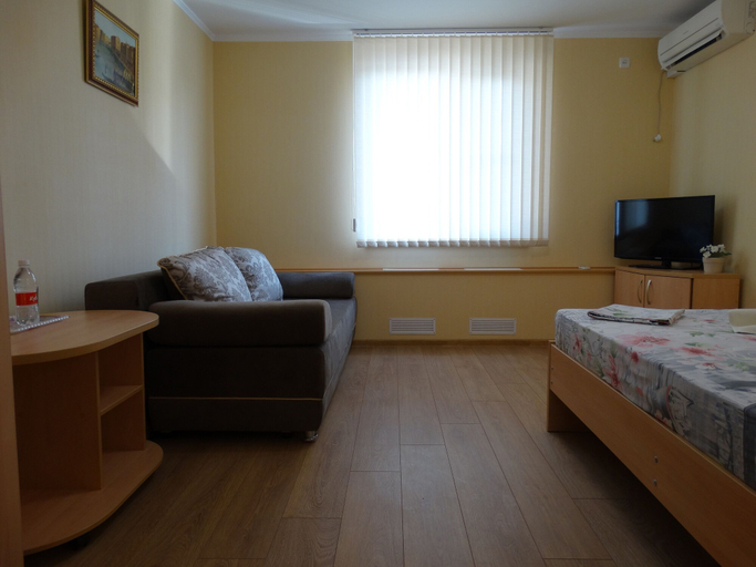 Others 4, Emigrant Mini Hotel, Sochi gorsovet