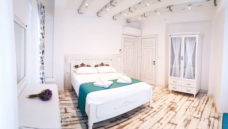 Bedroom 3, Bozcaada FRESH HOTEL, Bozcaada