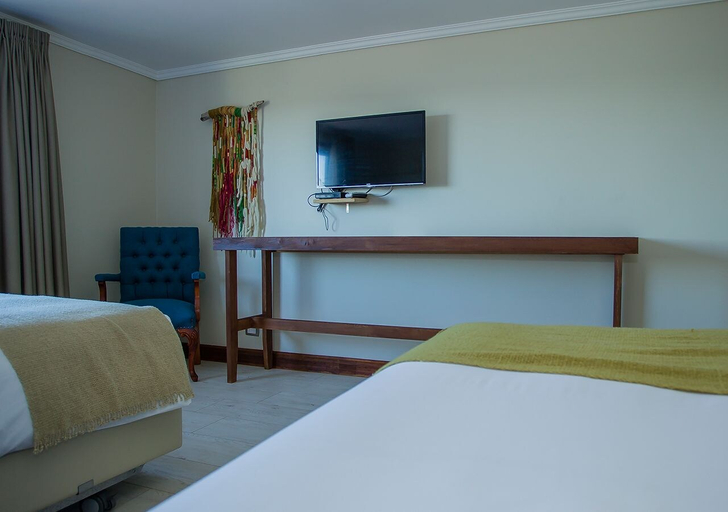 Bedroom 2, Hotel Agua Nativa, Llanquihue