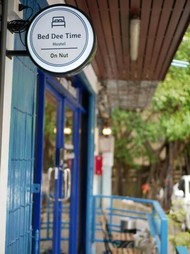 Exterior & Views 1, Bed Dee Time Hostel, Khlong Toey