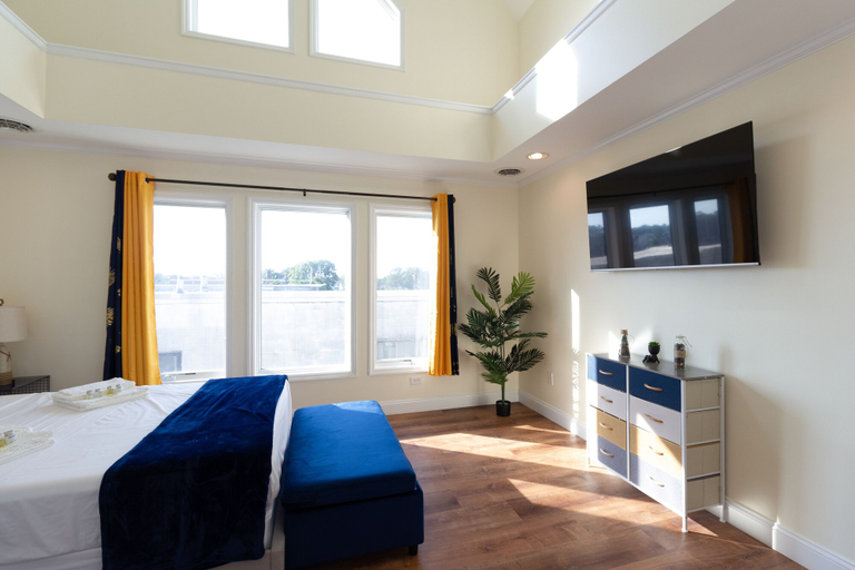 Bedroom 3, Yachtsman's Cove with 3-Levels, Nassau