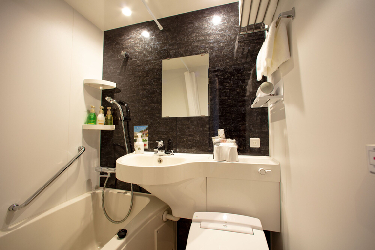 Bathroom 4, Jhotel Tokyo GEO, Chūō