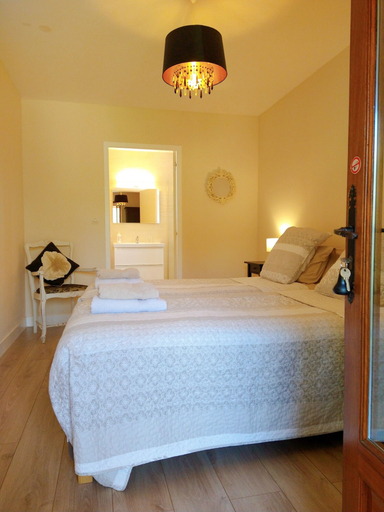 Bedroom 3, La Colline Chambres d'hôtes, Dordogne